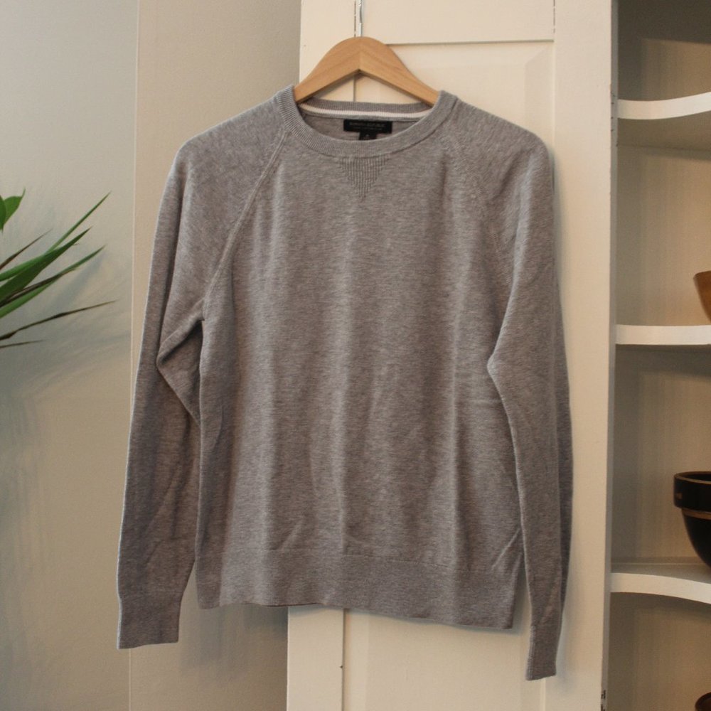 Banana Republic Crew Neck Slub Sweater